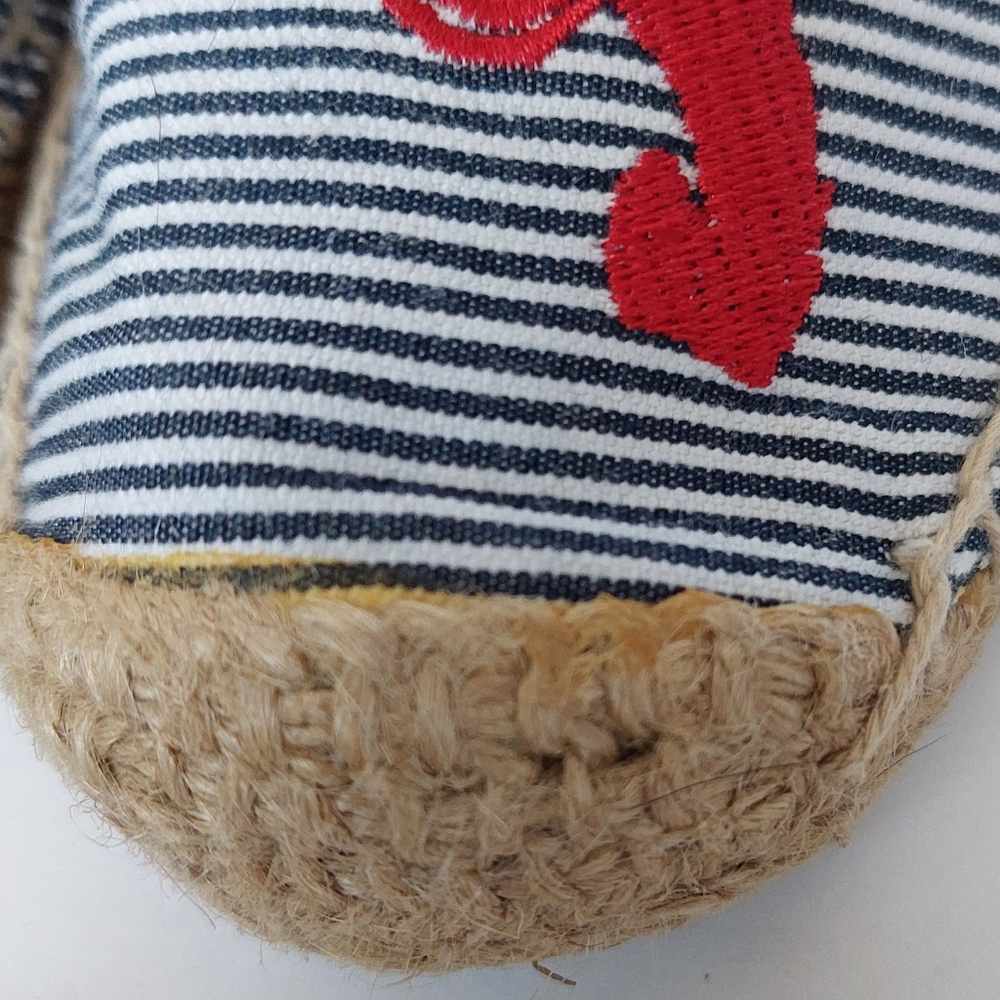 EUC G.H.Bass Jenna Blue Striped Canvas Espadrilles Red Lobster Embroidery Sz 8.5 - Picture 8 of 9